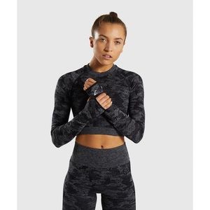 Gymshark Adapt Camo Seamless Longsleeve Crop Top